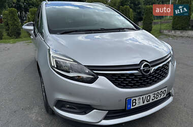 Минивэн Opel Zafira 2017 в 