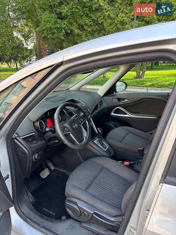 Мінівен Opel Zafira 2013 в Нововолинську фото 9 Мінівен Opel Zafira 2013 в Нововолинську