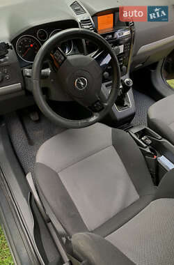Минивэн Opel Zafira 2013 в Барановке