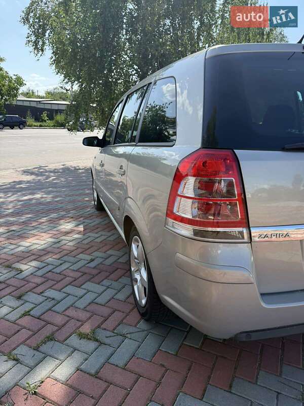 Мінівен Opel Zafira 2009 в Білій Церкві