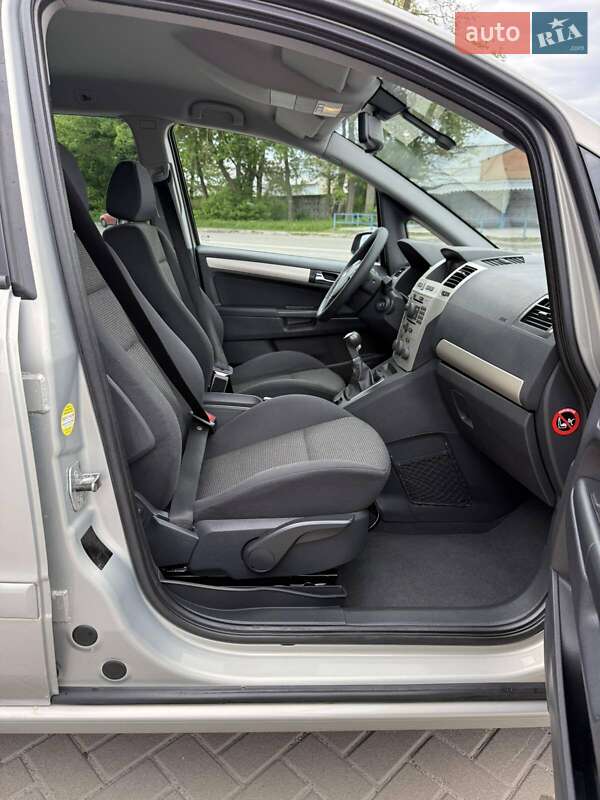 Мінівен Opel Zafira 2009 в Білій Церкві