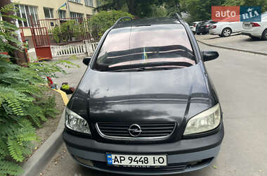 Минивэн Opel Zafira 2000 в 