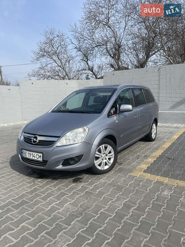 Opel Zafira 2009