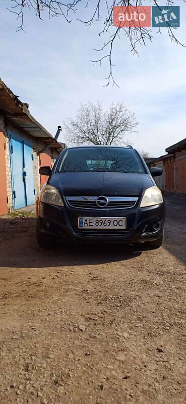 Opel Zafira 2010