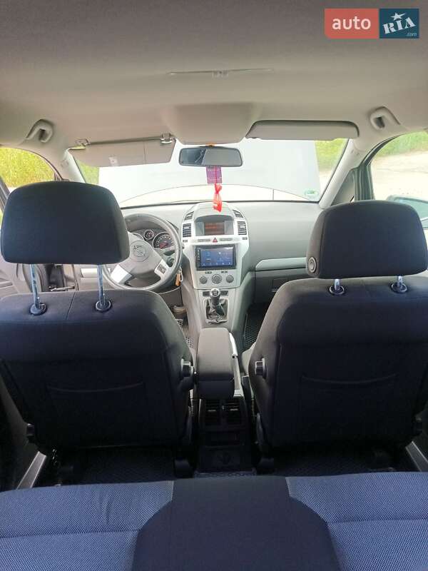 Минивэн Opel Zafira 2009 в Ровно фото 10 Минивэн Opel Zafira 2009 в Ровно