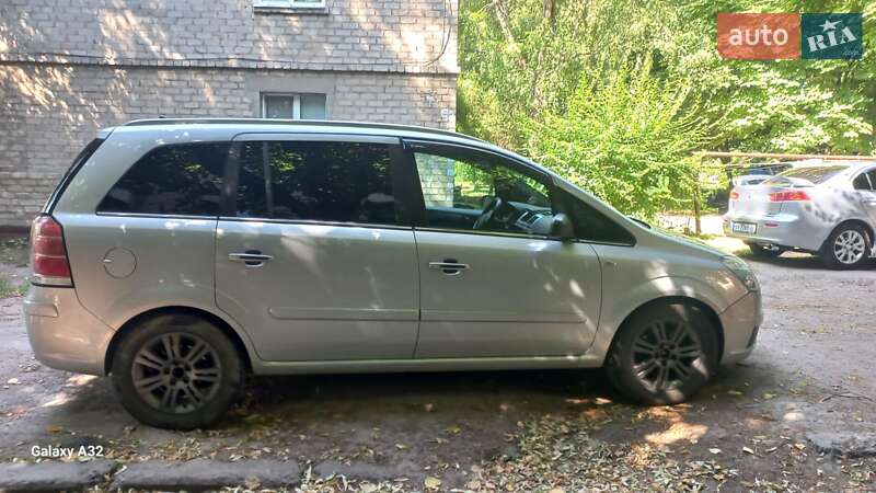 Opel Zafira 2008