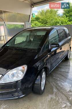 Мінівен Opel Zafira 2009 в Мукачевому