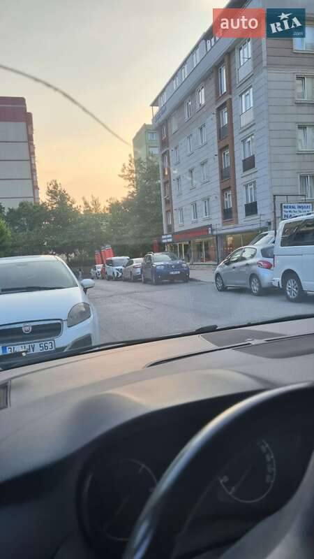Мінівен Opel Zafira 2016 в Києві