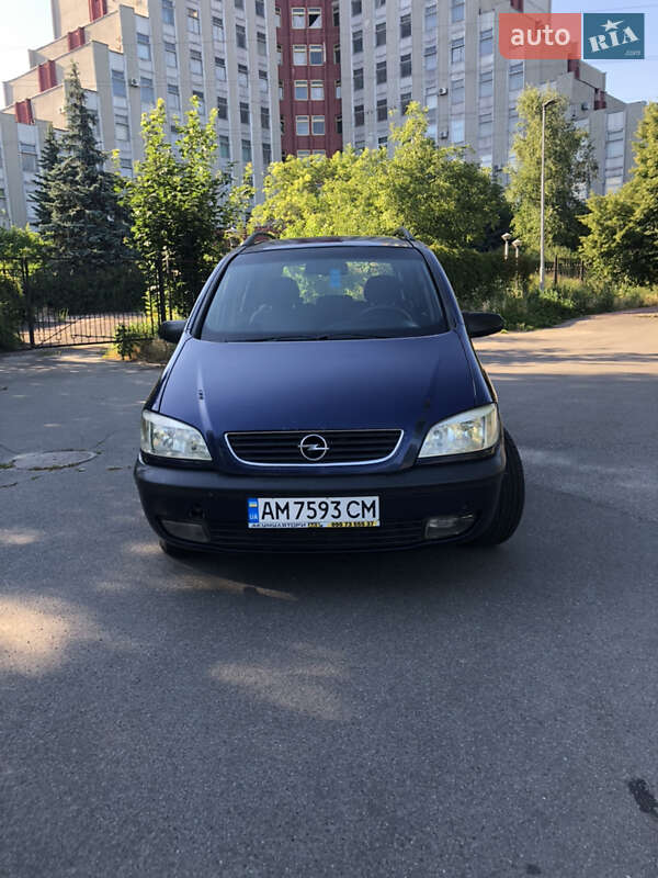 Opel Zafira 2001