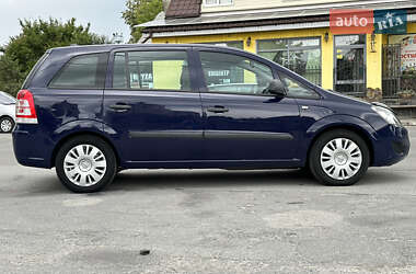Мінівен Opel Zafira 2011 в 