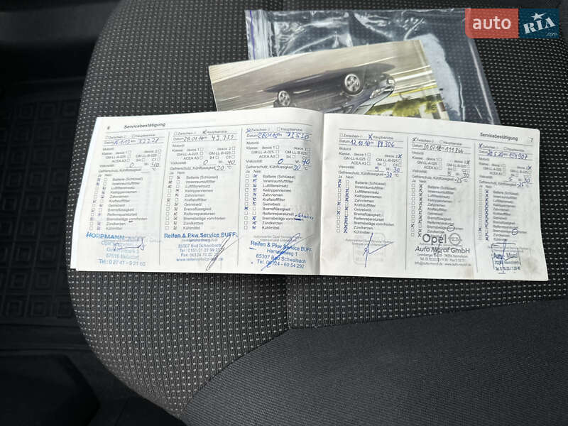 Минивэн Opel Zafira 2011 в Звягеле