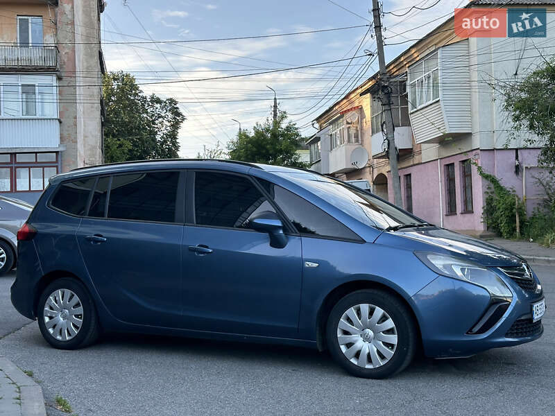 Микровэн Opel Zafira 2013 в Хмельнике