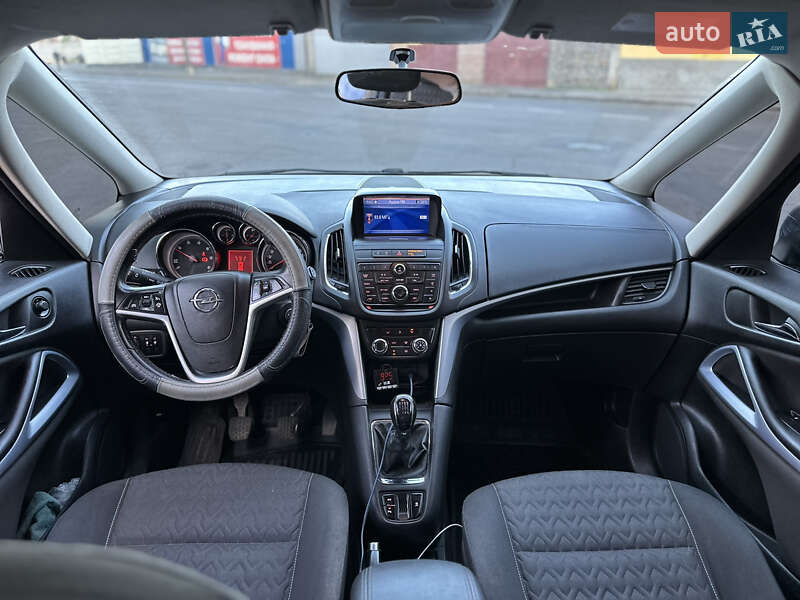 Микровэн Opel Zafira 2013 в Хмельнике