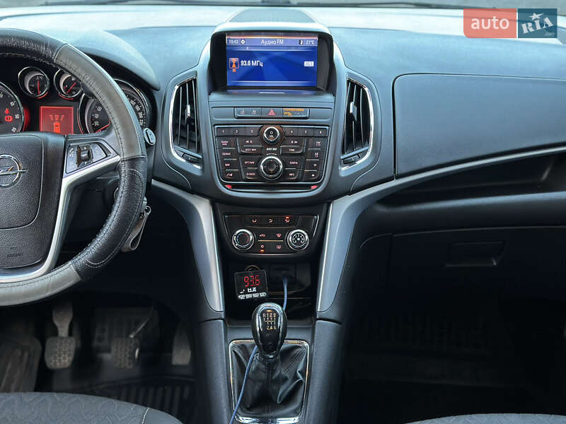 Микровэн Opel Zafira 2013 в Хмельнике