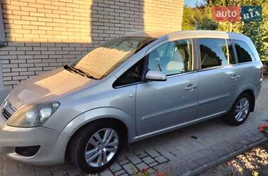 Мінівен Opel Zafira 2009 в Луцьку