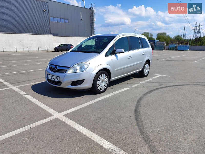Opel Zafira 2008