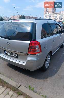 Минивэн Opel Zafira 2013 в Изюме