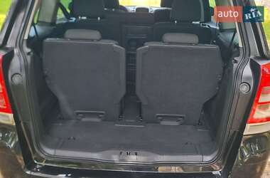 Минивэн Opel Zafira 2011 в 