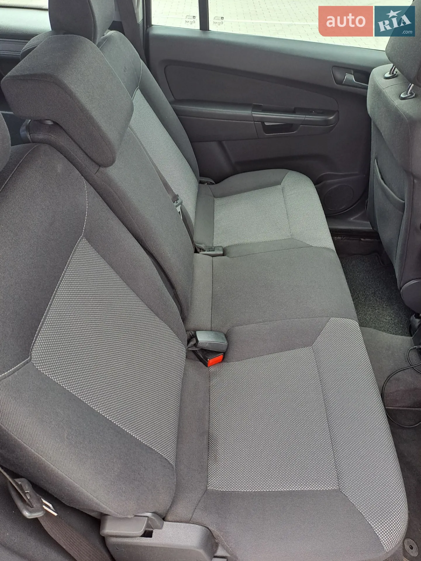 2010 Opel Zafira - мініатюра 17