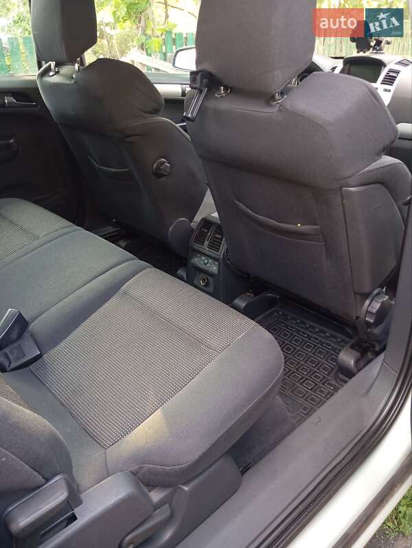 Мінівен Opel Zafira 2009 в Полонному
