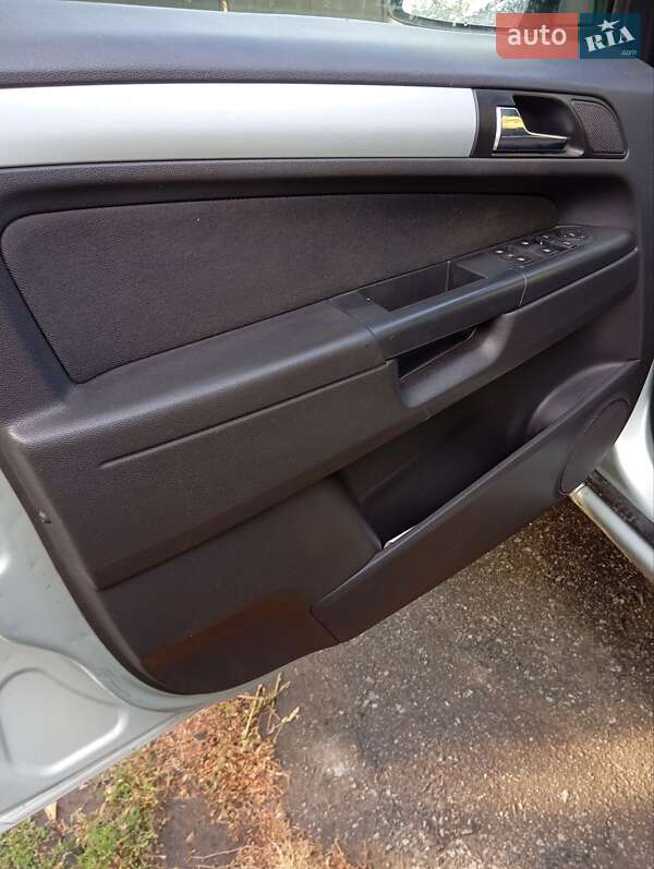 Мінівен Opel Zafira 2009 в Полонному