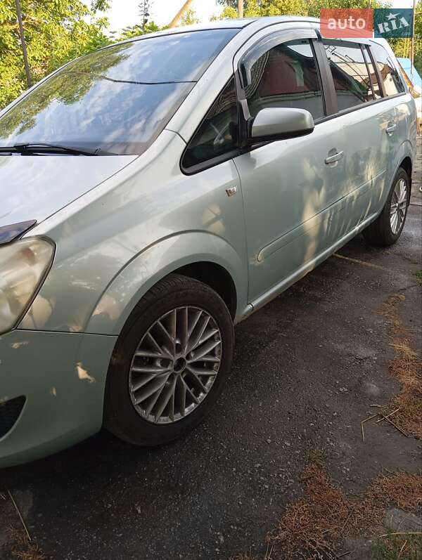 Мінівен Opel Zafira 2009 в Полонному