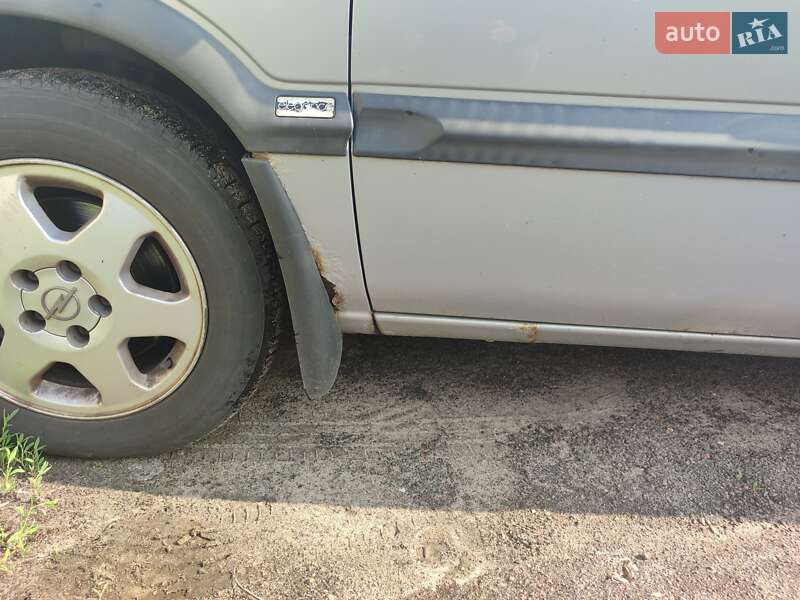 Мінівен Opel Zafira 2000 в Києві фото 2 Мінівен Opel Zafira 2000 в Києві