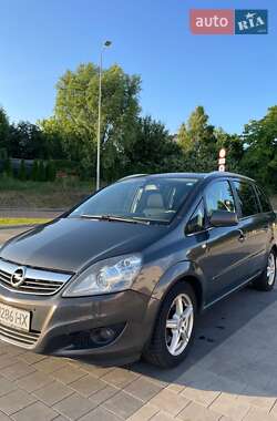 Мінівен Opel Zafira 2013 в Івано-Франківську