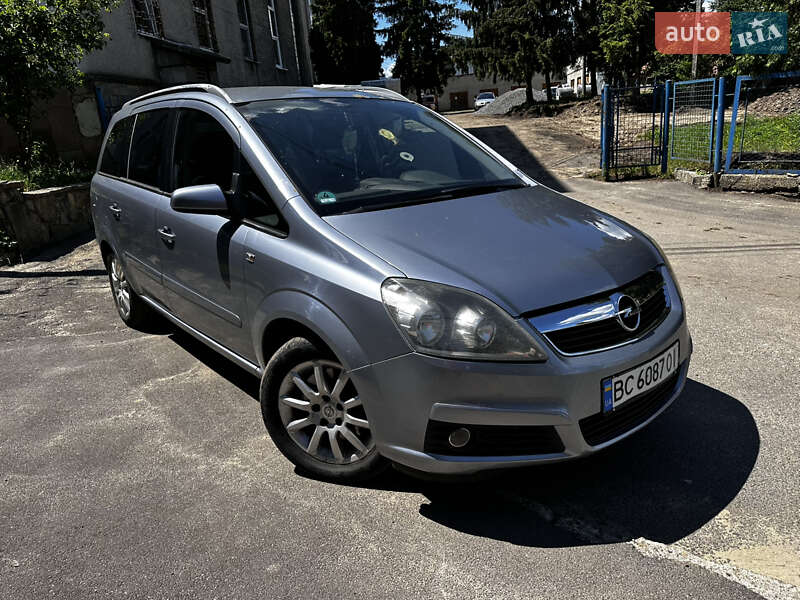 Мінівен Opel Zafira 2005 в Мостиській