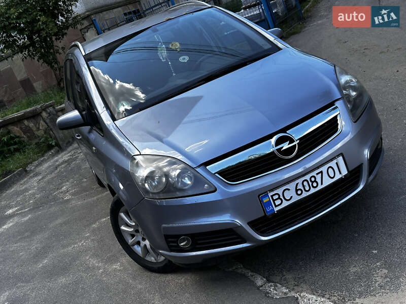 Мінівен Opel Zafira 2005 в Мостиській