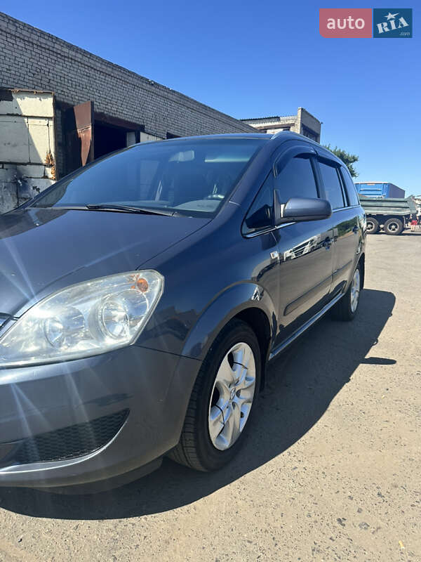 Мінівен Opel Zafira 2009 в Миколаєві