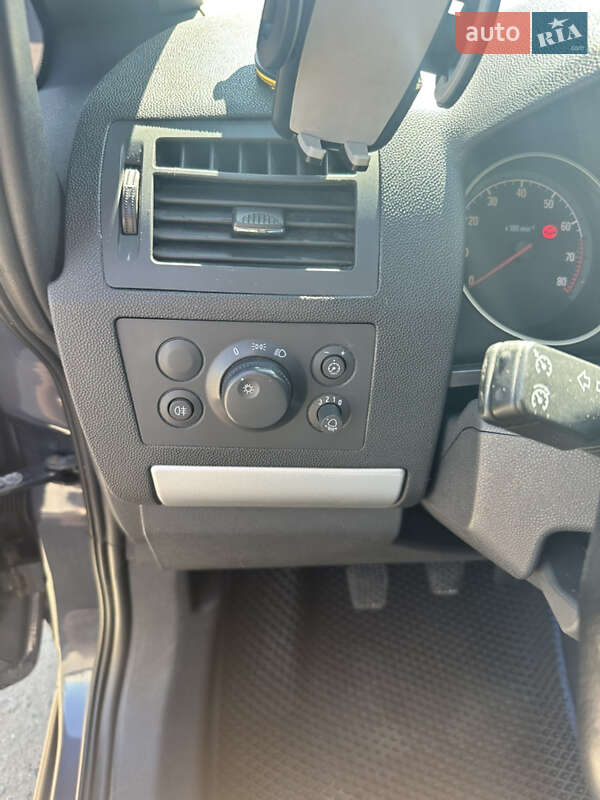 Мінівен Opel Zafira 2009 в Миколаєві