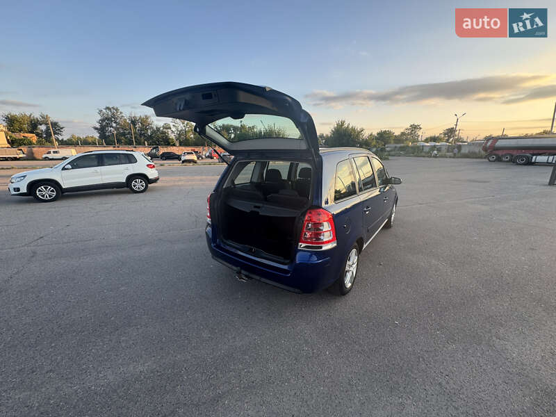 Мінівен Opel Zafira 2009 в Білій Церкві