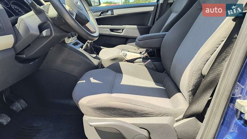 Минивэн Opel Zafira 2008 в Золочеве