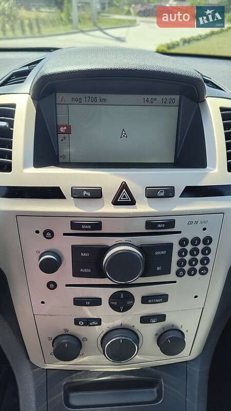 Минивэн Opel Zafira 2008 в Золочеве