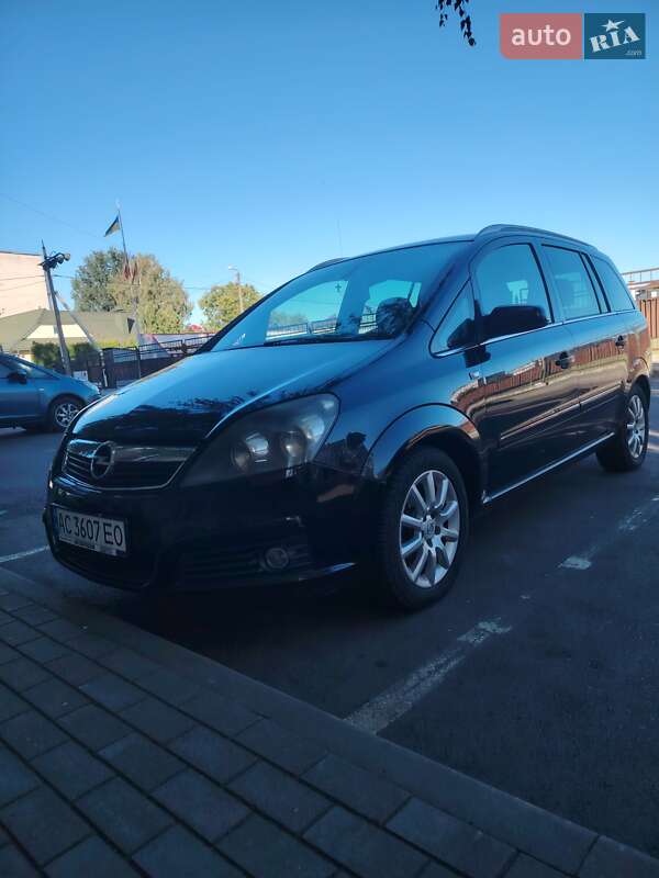 Opel Zafira 2005