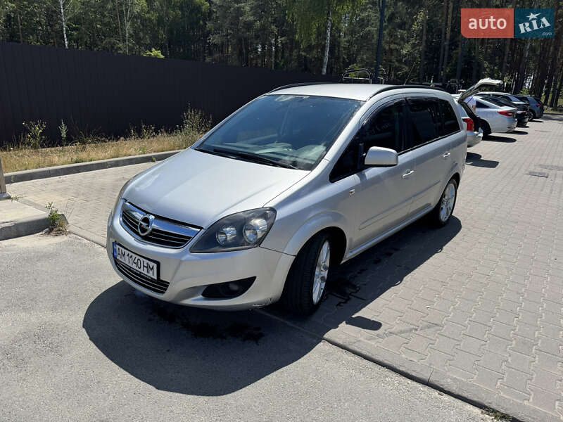 Мінівен Opel Zafira 2013 в Києві фото 3 Мінівен Opel Zafira 2013 в Києві