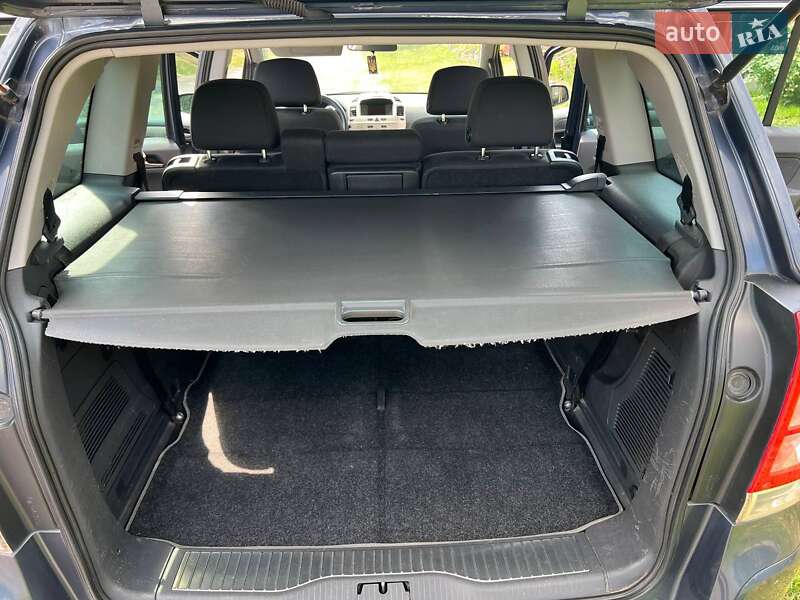 Минивэн Opel Zafira 2008 в Миргороде