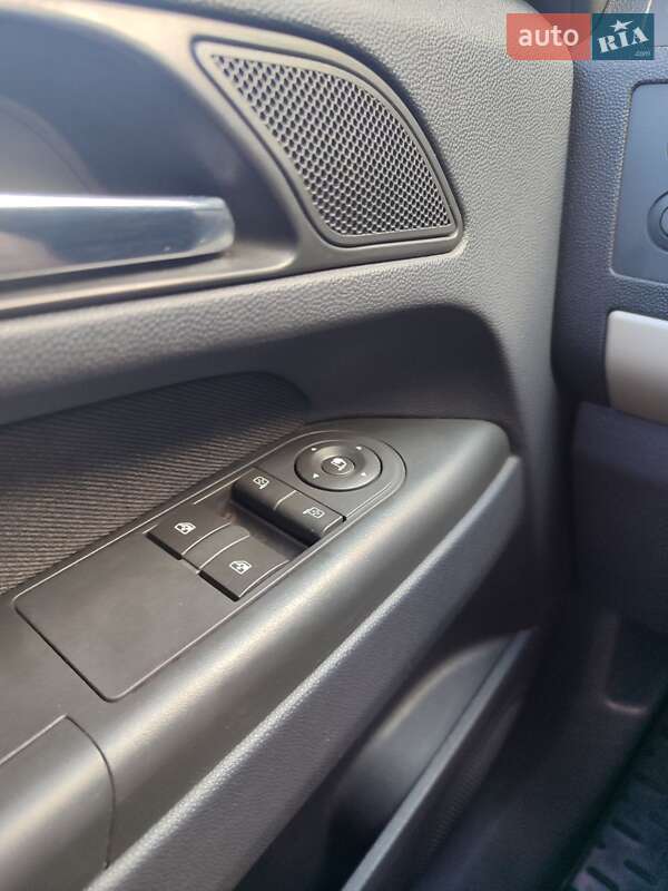 Минивэн Opel Zafira 2008 в Миргороде