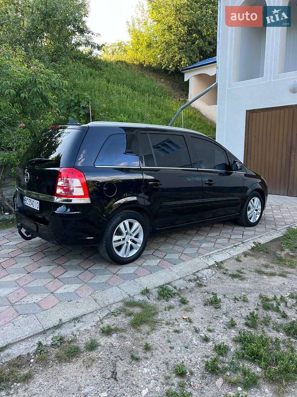 Минивэн Opel Zafira 2010 в Коломые