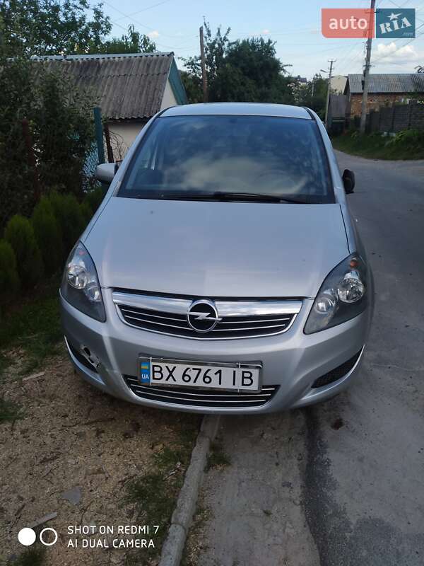 Opel Zafira 2011 Opel Zafira 2011