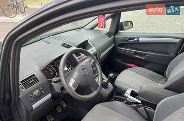 Минивэн Opel Zafira 2008 в 