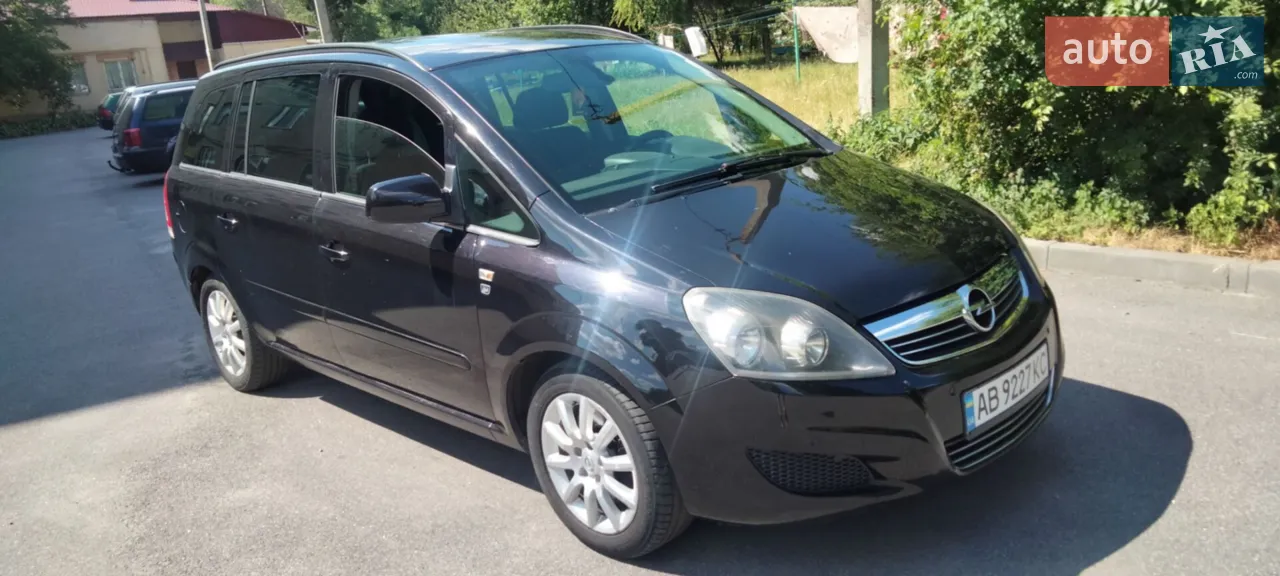 2010 Opel Zafira - мініатюра 18