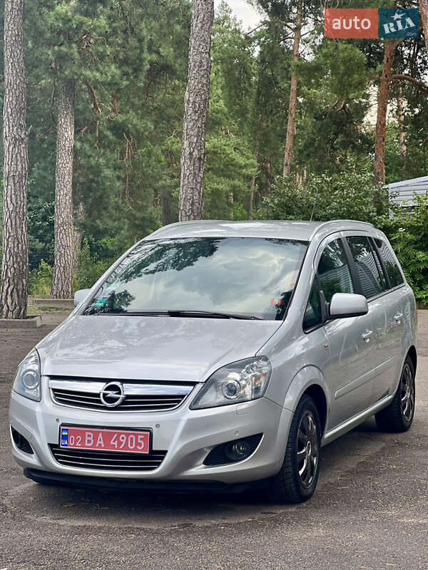 Opel Zafira 2013