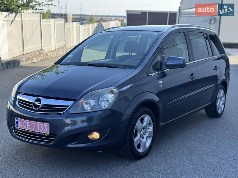 Мінівен Opel Zafira 2011 в Вінниці