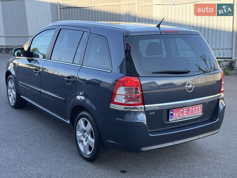 Мінівен Opel Zafira 2011 в Вінниці