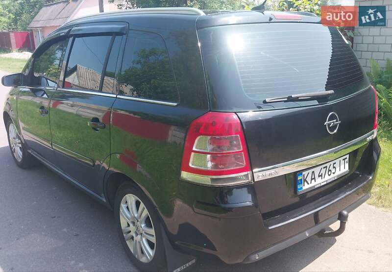 Opel Zafira 2009