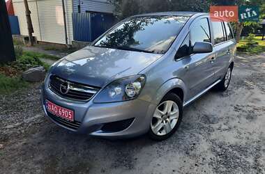 Минивэн Opel Zafira 2010 в Полтаве