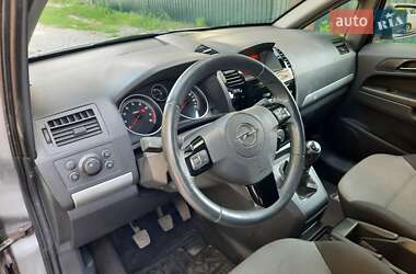 Мінівен Opel Zafira 2010 в 