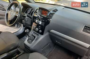 Мінівен Opel Zafira 2010 в 
